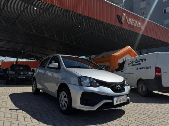 TOYOTA ETIOS 1.3 X 16V FLEX 4P MANUAL